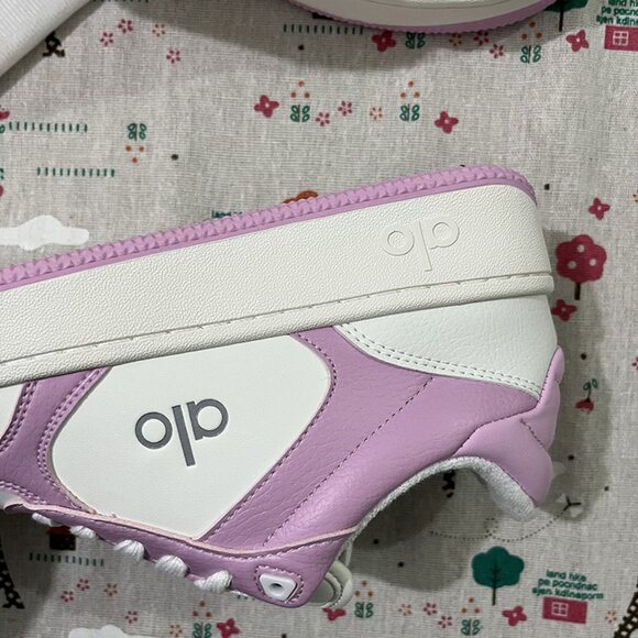 Alo Yoga Pink And White Platform Sneakers - Picture 5 of 7